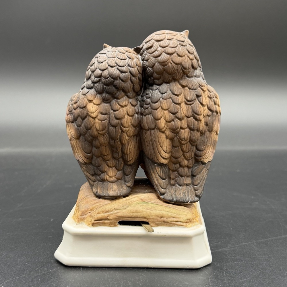 Vintage Gorham Loving Owls Music Box Plays The Way We Were Owl Figurine Japan - Picture 4 of 7